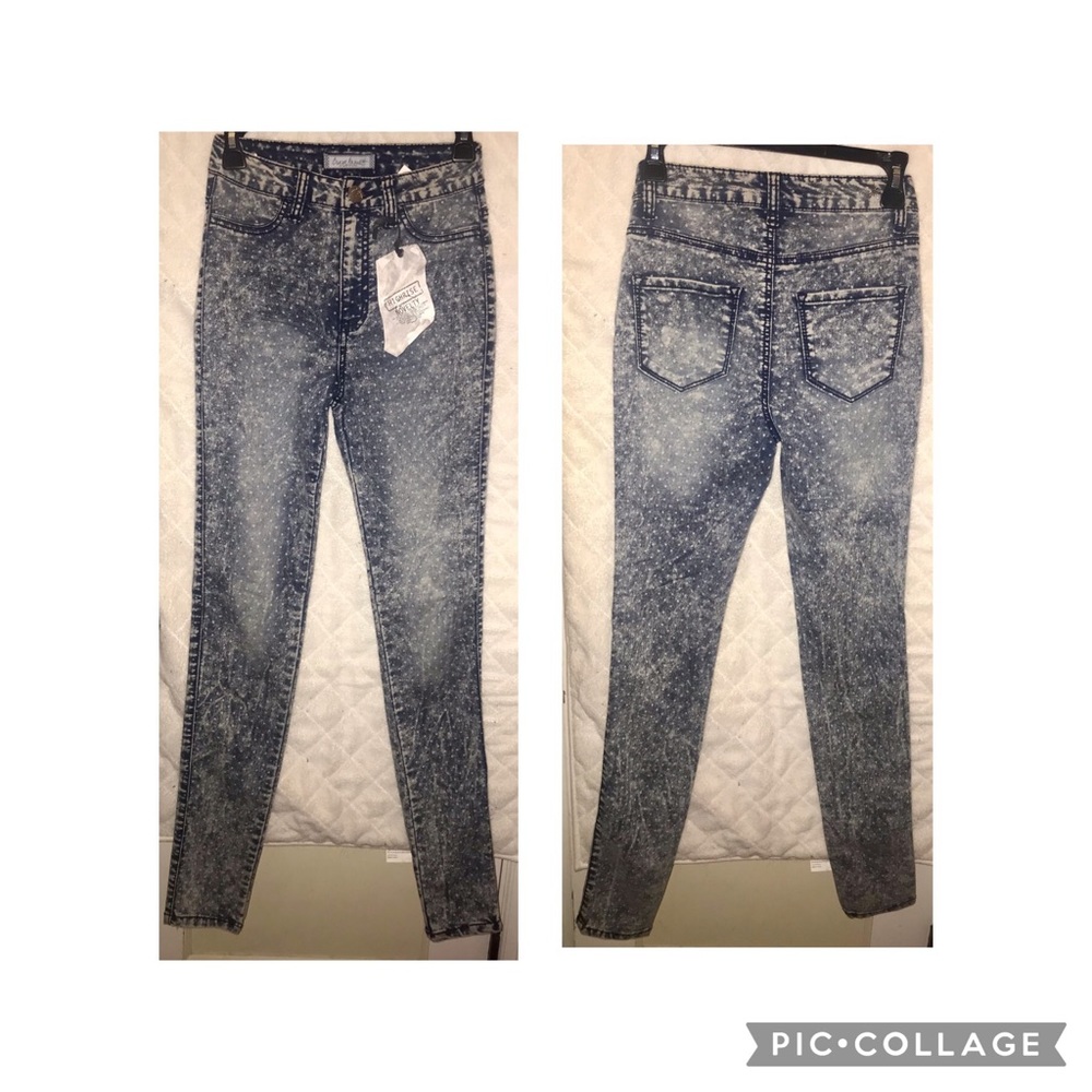 Crave Fame by Almost Famous polka dot high waisted stretch skinny jeans size 3